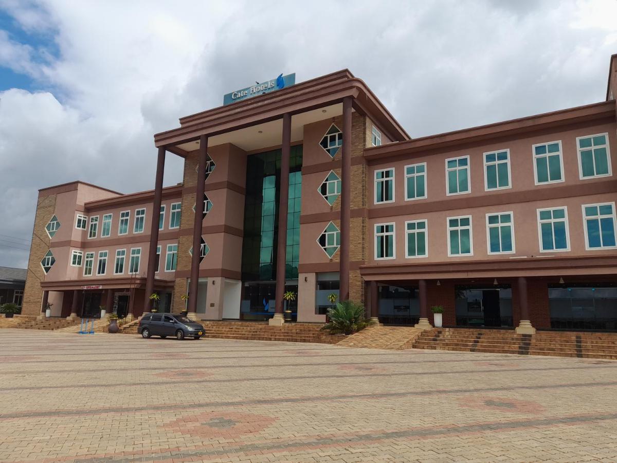 Cate Hotel Morogoro Екстериор снимка