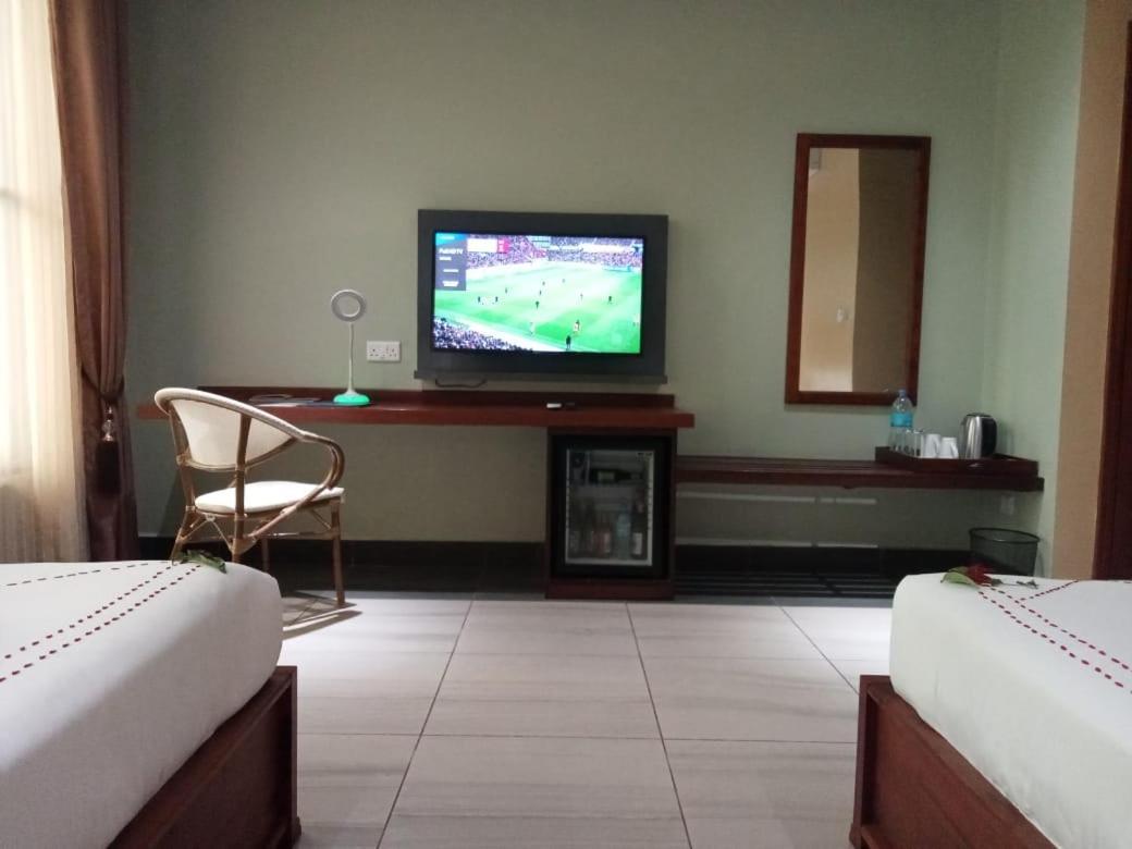Cate Hotel Morogoro Екстериор снимка